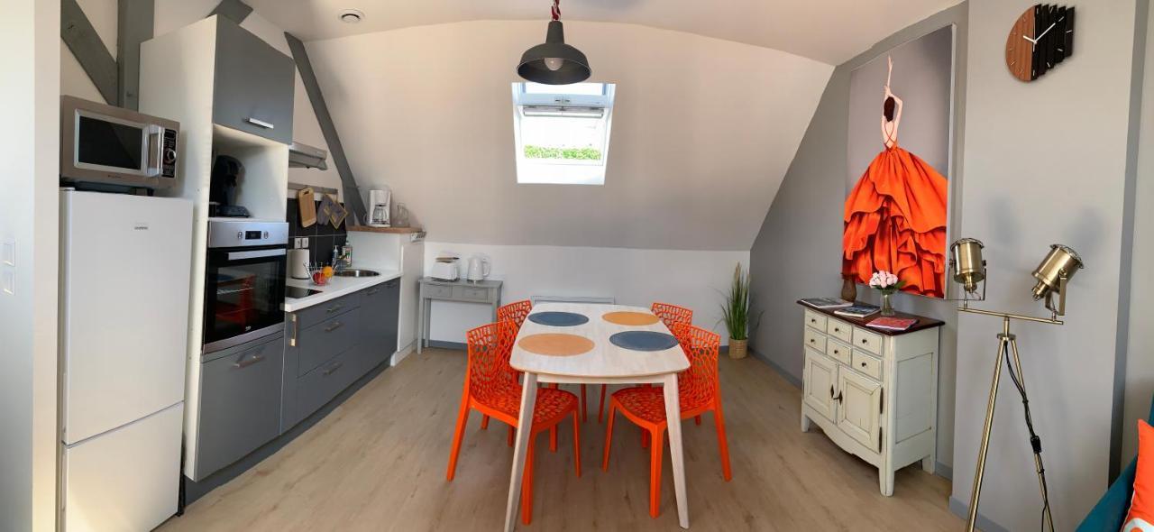 Superlogis - Sous Les Toits - T2- 3Etoiles - Blois-Hypercentre 1 Chambre 4 Personnes Экстерьер фото